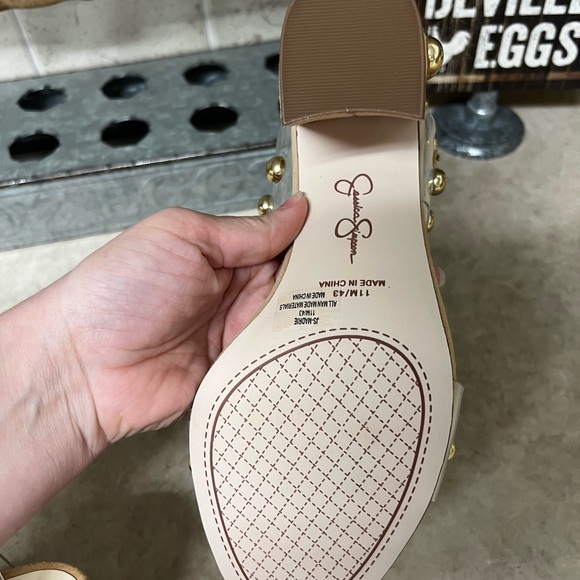 Jessica Simpson Oprina Heels - Picture 8 of 10